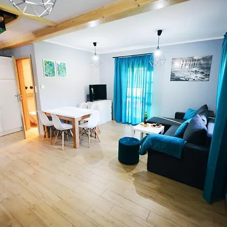 Dwie Lipy Wakacyjne *