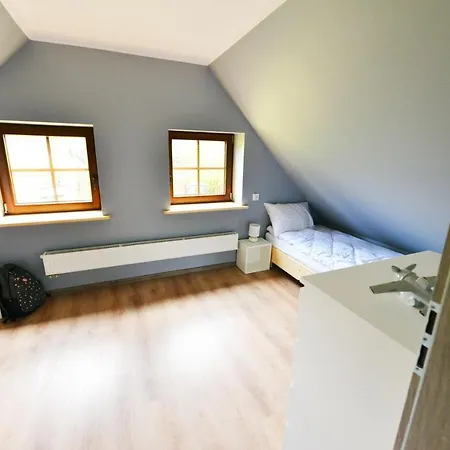 Holiday home Dwie Lipy Wakacyjne