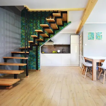 Dwie Lipy Wakacyjne *