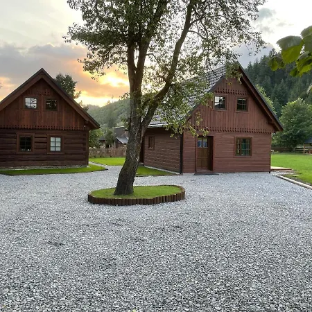 Holiday home Dwie Lipy Wakacyjne *