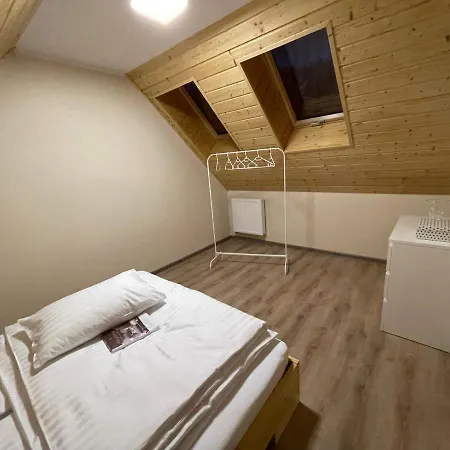 Dwie Lipy Wakacyjne Hébergement de vacances