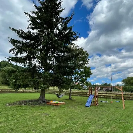 Holiday home Dwie Lipy Wakacyjne