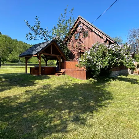 Holiday home Dwie Lipy Wakacyjne
