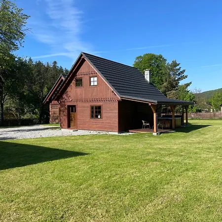 Holiday home Dwie Lipy Wakacyjne