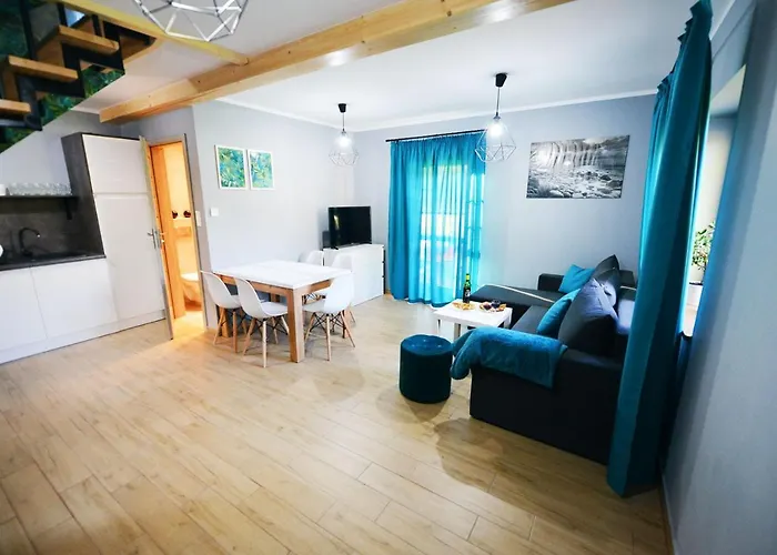 Dwie Lipy Wakacyjne *